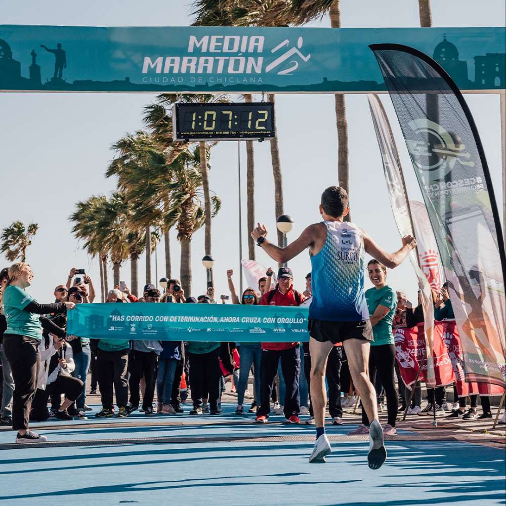Beltrán y Bellido, patrocinador plata de la II Viamed Media Maratón de Chiclana